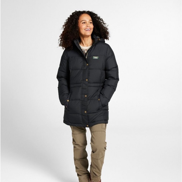 L.L. Bean Women's Mountain Classic Down Parka in Black sz XS - Picture 1 of 10